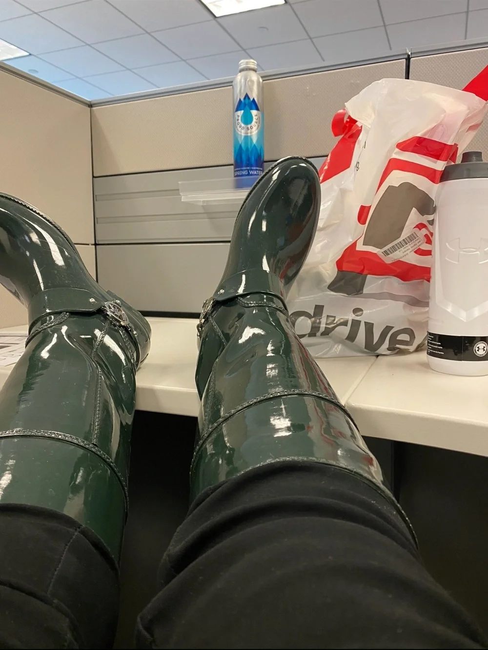 Michael Kors Forest Green Glossy Knee Rain Boots with MK Emblem 🐛